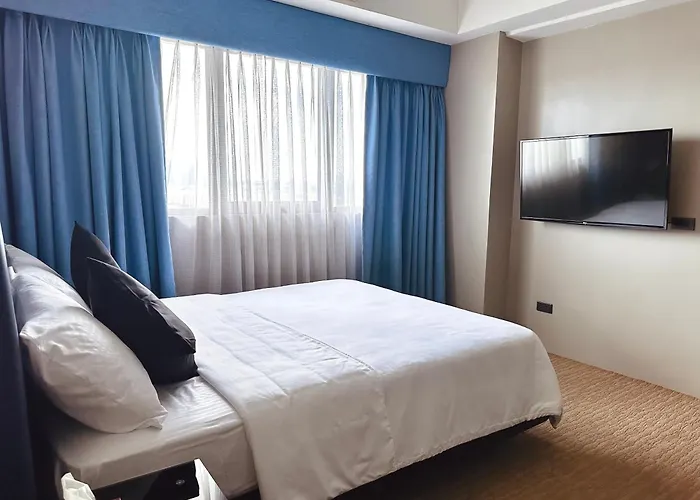 Apartahotel Unit - Black Cat - Santorini - Sta Lucia Mall Cainta Rizal Manila